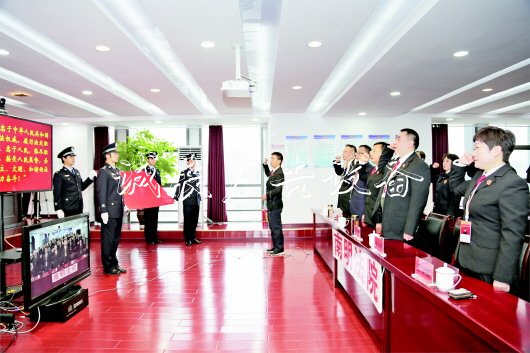 南明區(qū)：黨建引領垃圾箱 鍛造司法“尖兵”