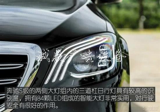 豐田埃爾法叫板奔馳路燈燈箱S級 誰更舒適和尊貴？