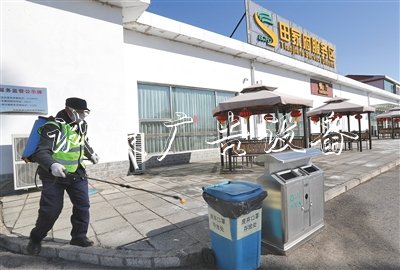 多場所設廢棄宣傳欄口罩專用垃圾桶