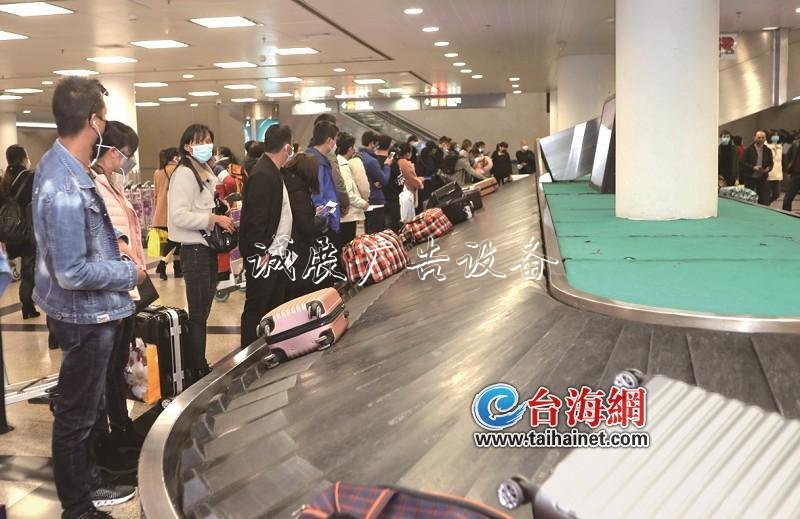 公交客流量恢復(fù)超五成 廈門“一鍵重啟”恢復(fù)生機